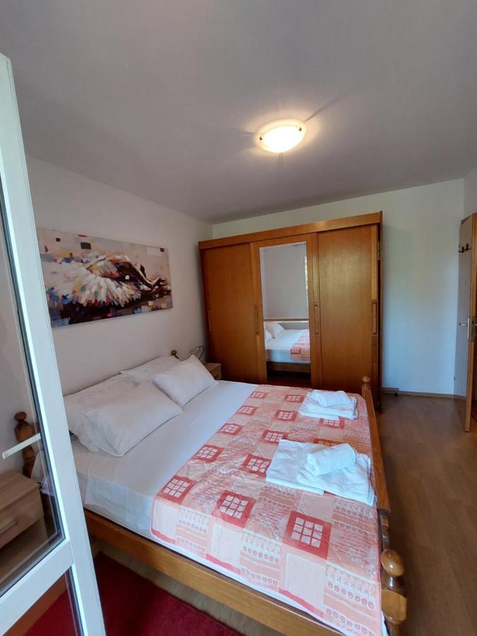 Apartman Mira Makarska Zewnętrze zdjęcie